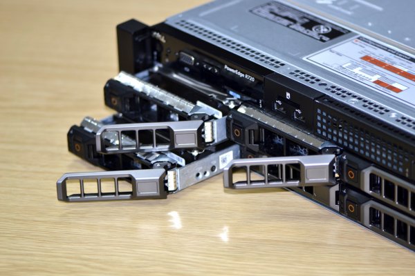 Fan assembly in a Dell R720, with one unit removed for demonstration